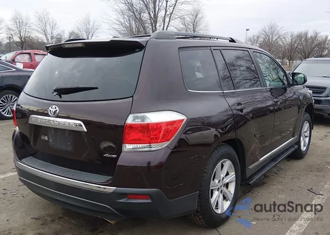 2011 Toyota Highlander Se V6 z USA, uszkodzony, nr VIN 5TDBK3EH8BS044671